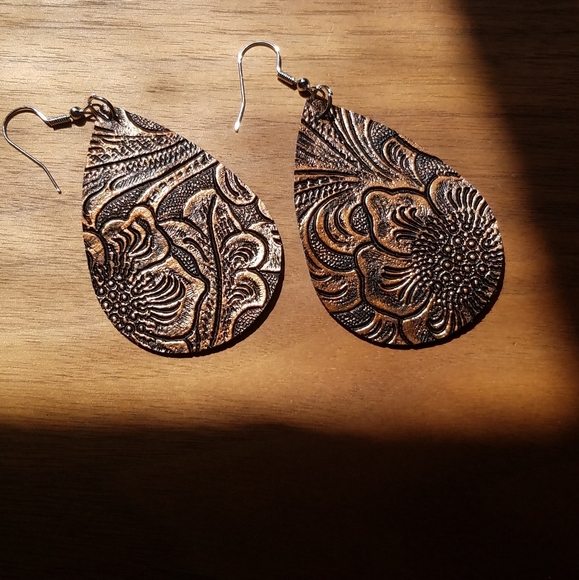 Dark Leather Embossed Shimmer Earrings - Picture 4 of 4